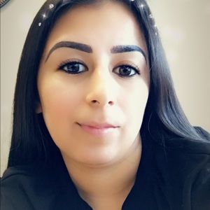 Meet your Posher, Karina